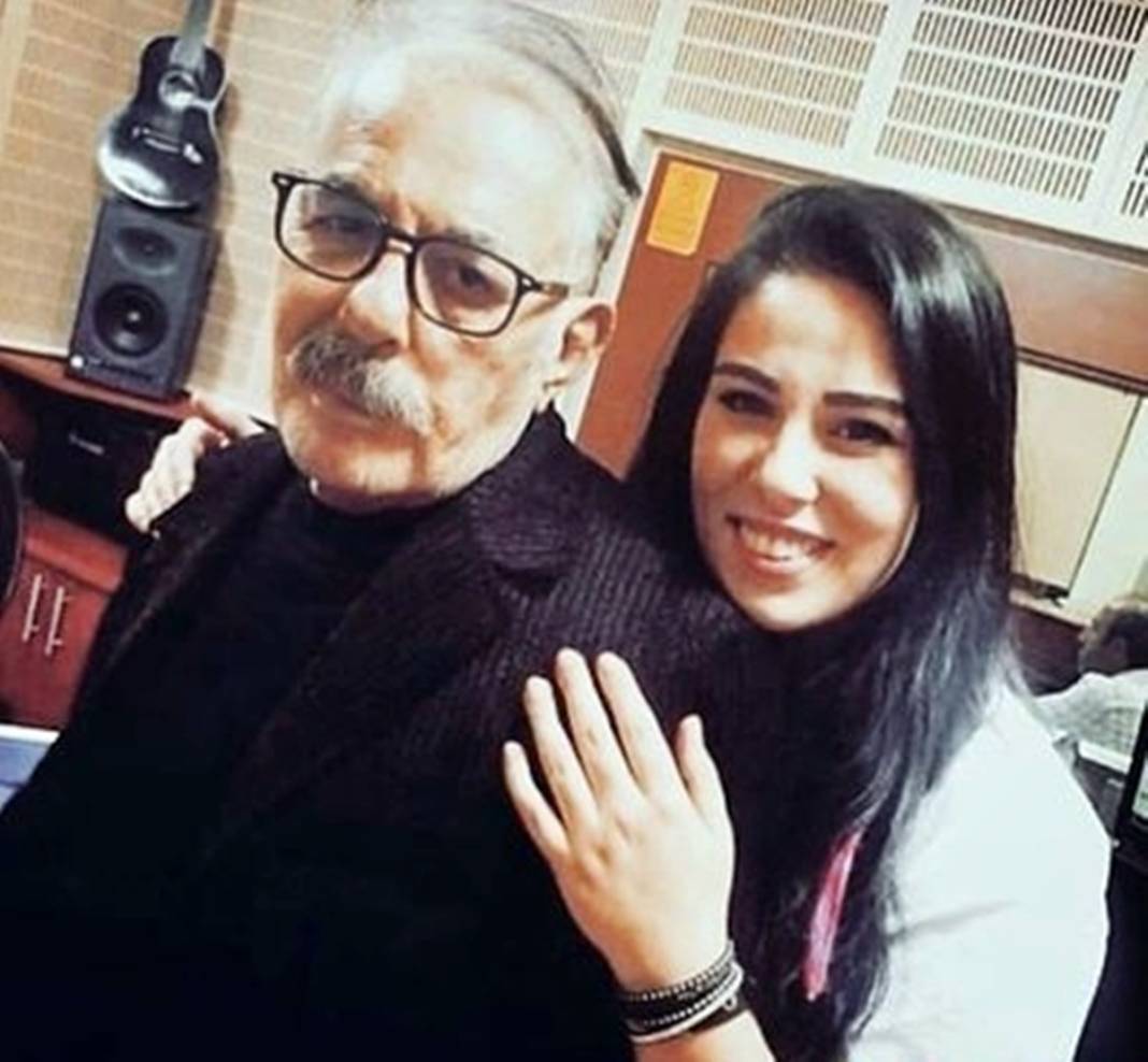 Ben inançlı biriyim, bu camia benim maneviyatıma uygun değil! Ferdi Tayfur'un kızı Tuğçe Tayfur'dan tesettür kararı 1